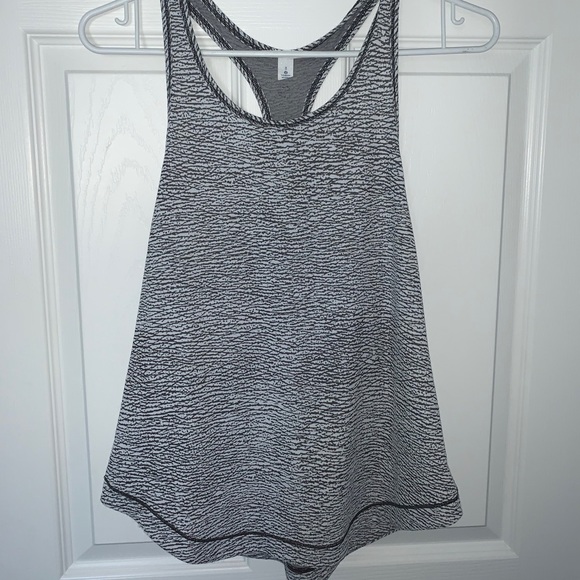 Lululemon tank top - Picture 1 of 2